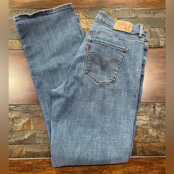 Levi Classic Boot Jeans - Picture 11 of 11